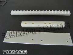 空调风管的材质是玻璃纤维板吗？