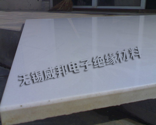 地板铺设选用哪种板材更好?